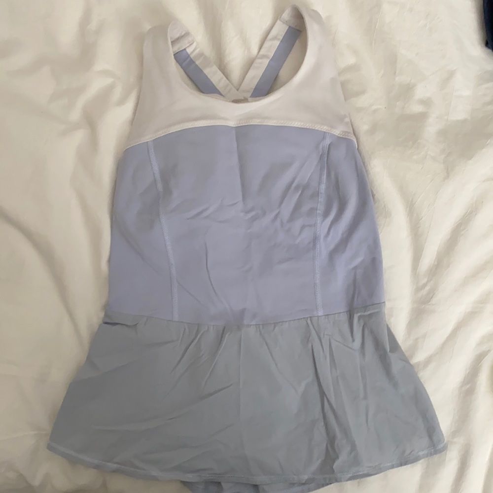 Women’s Lululemon Lavendar/White color block tank size 4